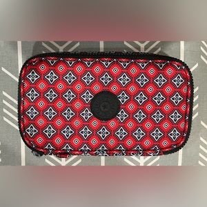 Kipling 50 Pens Cosmetic Accessory Case - AC8236-8AL (Rare Discontinued Print)